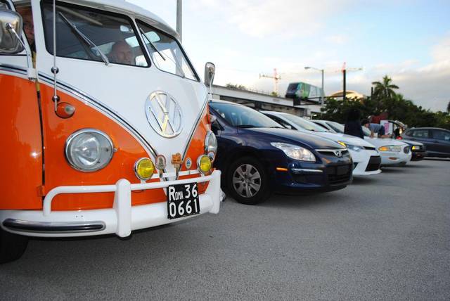 Everybody Peepin' out They Windows When They Hear Me Beatin' up the Street by Robert Blatt